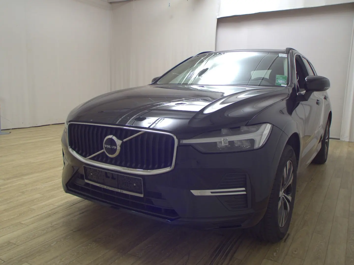 XC60 B4 Momentum Pro Navi LED PDC AHK