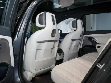 740dxDRIVE B&W INDIVIDUAL