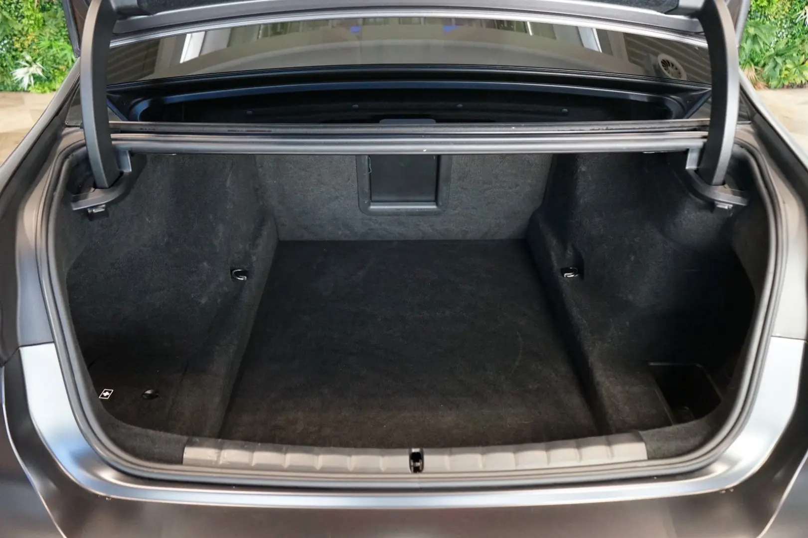 740dxDRIVE B&W INDIVIDUAL