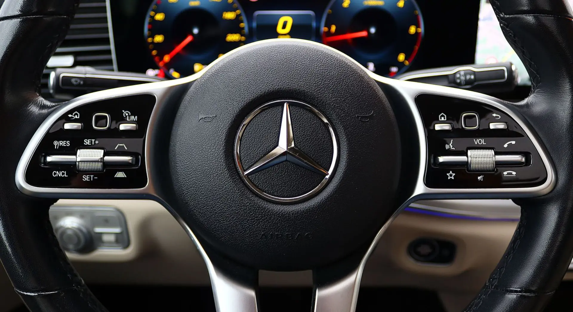 GLE 350 d Coupe 4M AMG DISTRO PANO KAM360 STDHZG