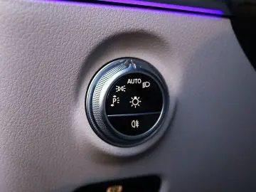 C 300 e DISTRO PANO KAM360 HEADUP DIGITAL-LIGHT