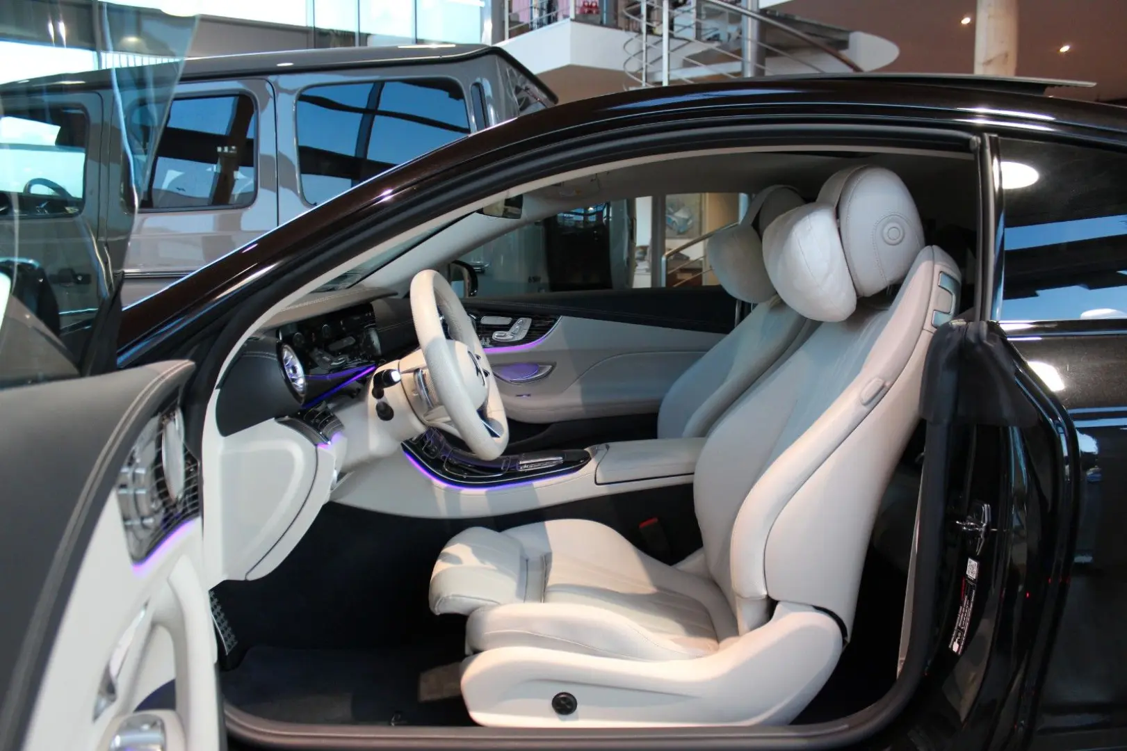 E200 Coupe AMG 53 Optik Voll Designo NP~90T€ 20