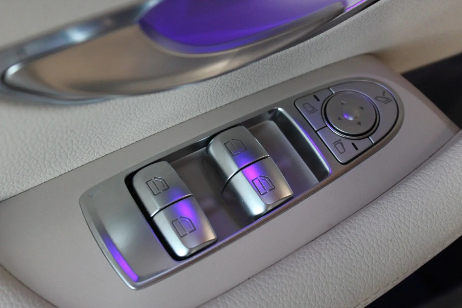 E200 Coupe AMG 53 Optik Voll Designo NP~90T€ 20