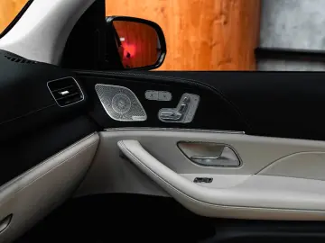 GLE 63 AMG 4Matic  Burm Pano Night 22