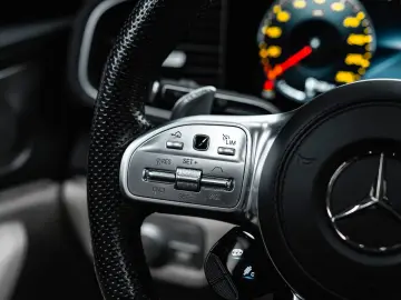 GLE 63 AMG 4Matic  Burm Pano Night 22