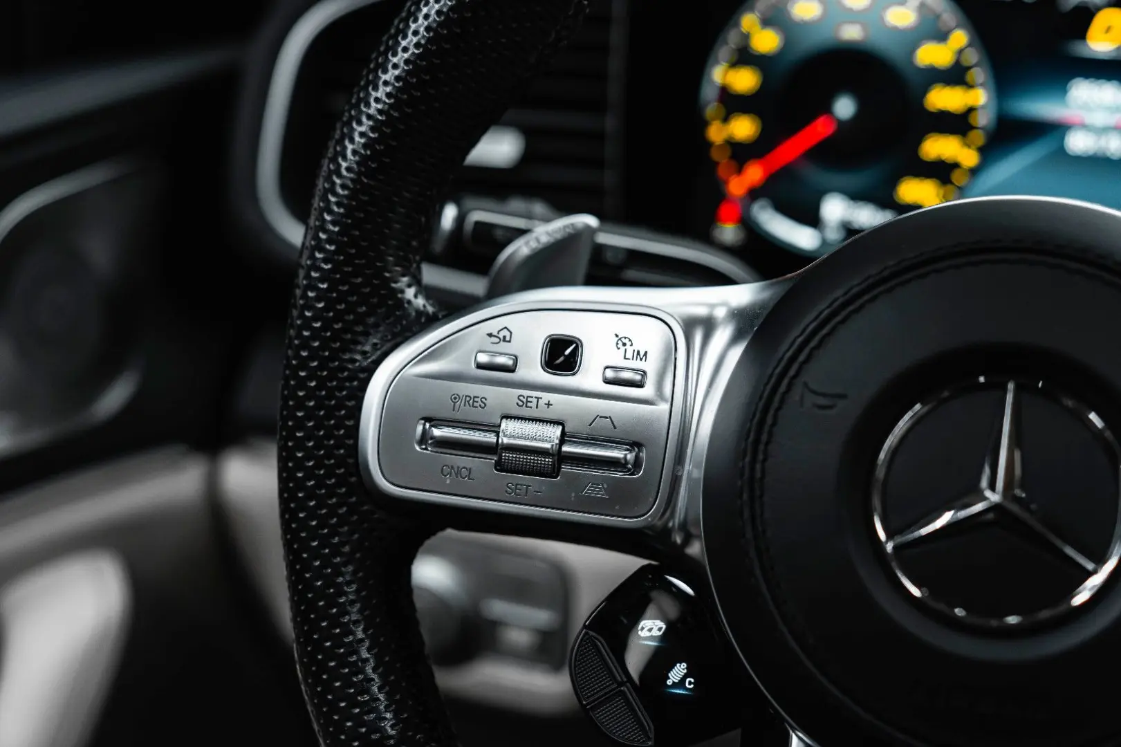 GLE 63 AMG 4Matic  Burm Pano Night 22