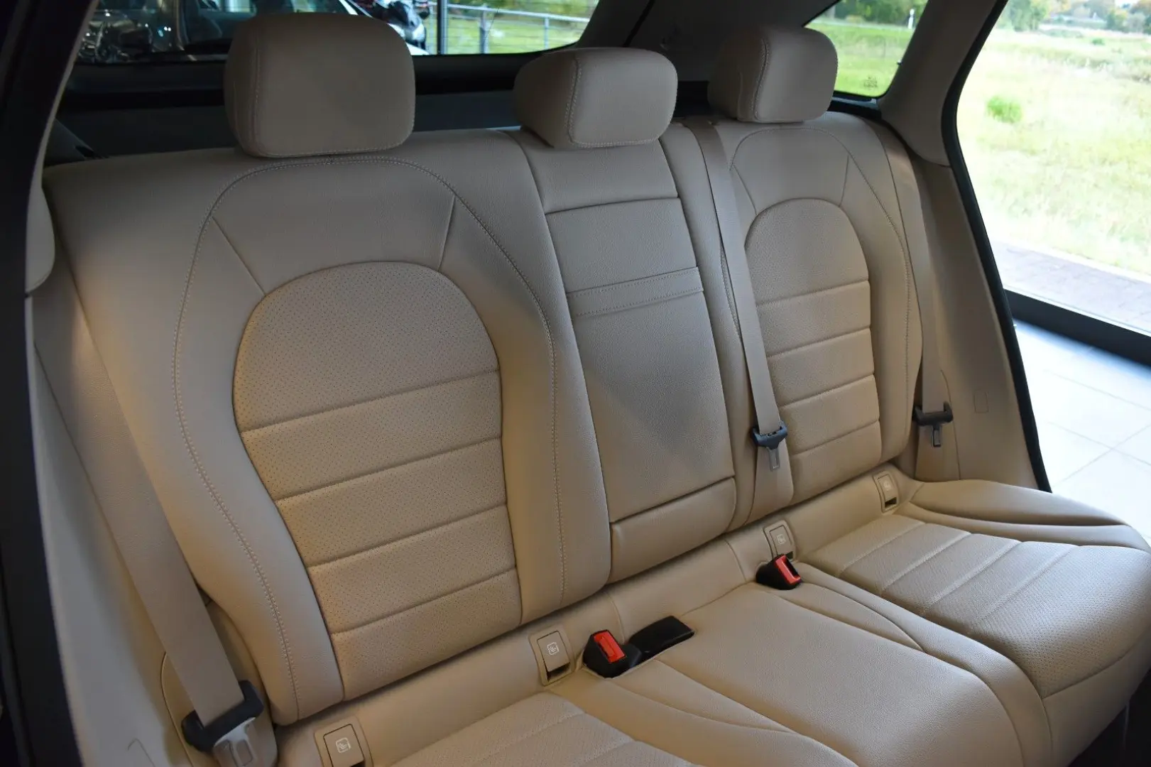 GLC 200 4Matic 9G EXCLUSIVE LEDER BEIGE 1.HAND