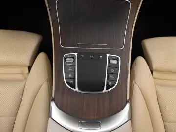 GLC 200 4Matic 9G EXCLUSIVE LEDER BEIGE 1.HAND