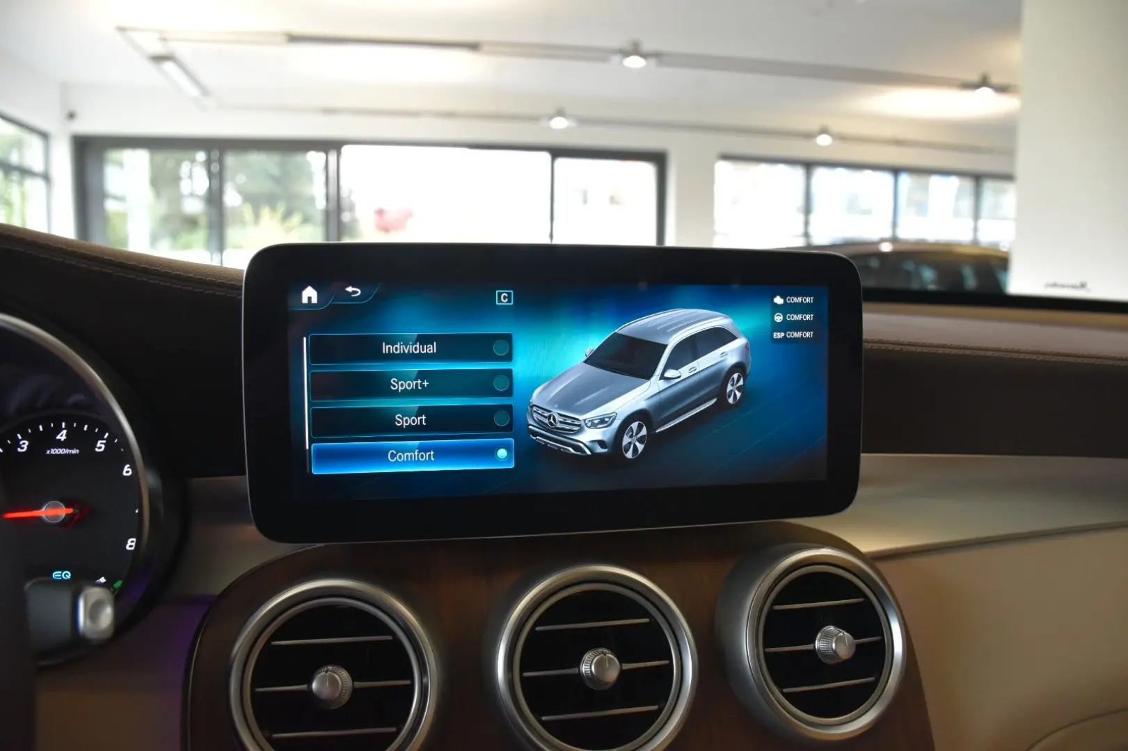 GLC 200 4Matic 9G EXCLUSIVE LEDER BEIGE 1.HAND