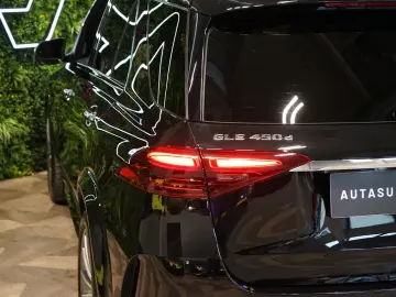 GLE 450d 4M PANO TOW 360 HUD 79.669€ NETTO