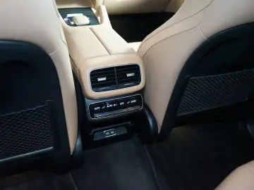 GLE 450d 4M PANO TOW 360 HUD 79.669€ NETTO