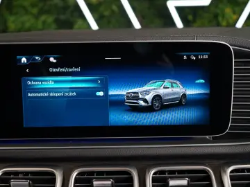 GLE 450d 4M PANO TOW 360 HUD 79.669€ NETTO