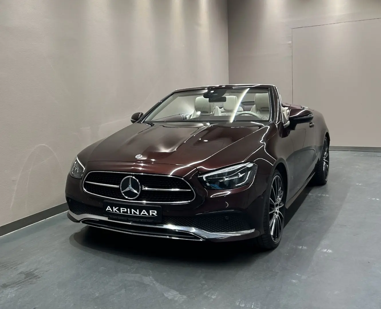 E400 d Cabrio 4M DESIGNO PAKET BURM AHK 20 AMG