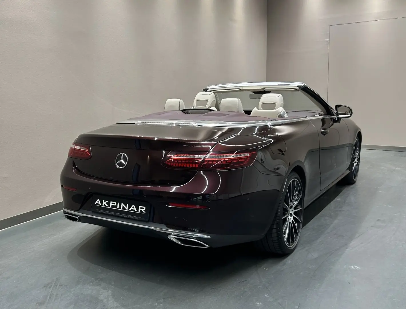 E400 d Cabrio 4M DESIGNO PAKET BURM AHK 20 AMG