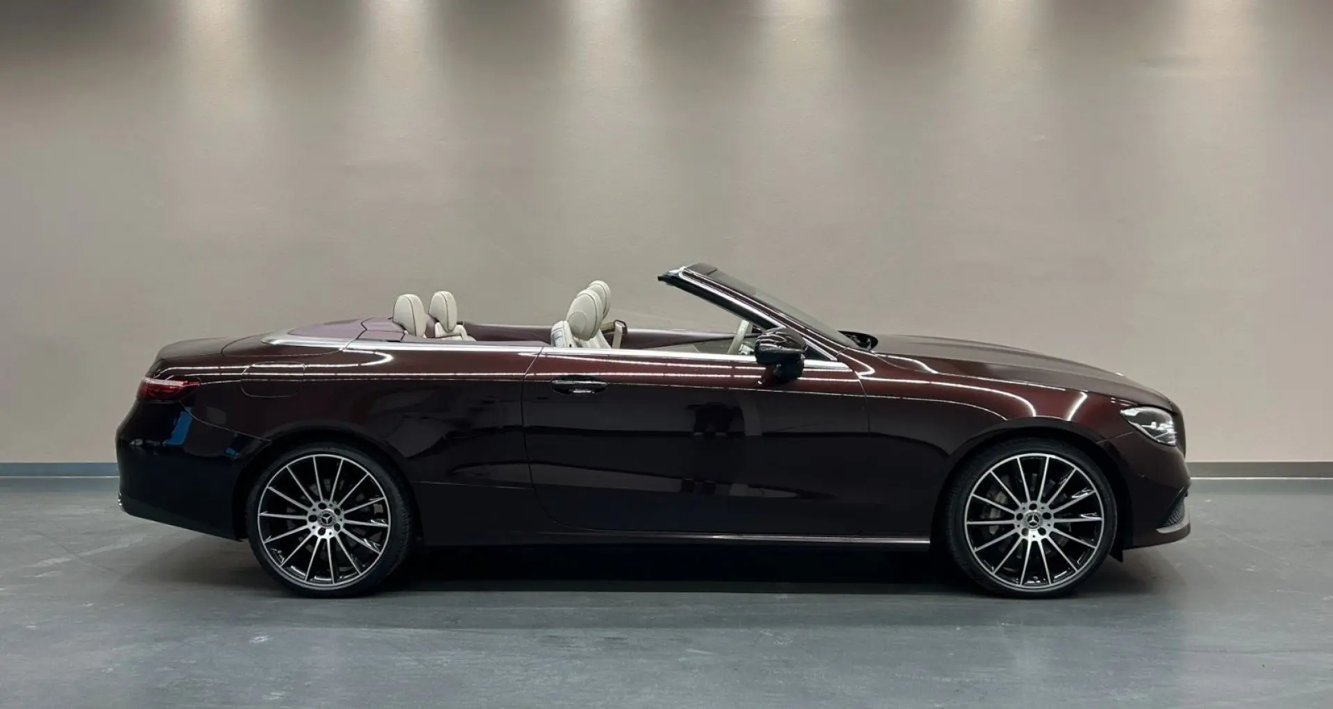 E400 d Cabrio 4M DESIGNO PAKET BURM AHK 20 AMG