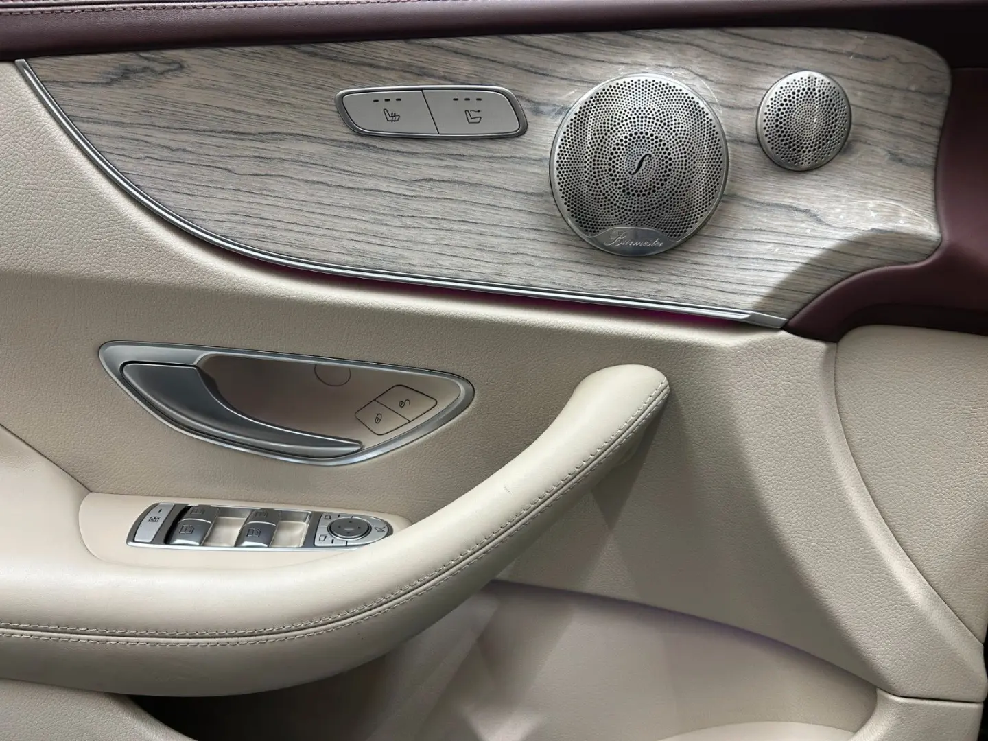 E400 d Cabrio 4M DESIGNO PAKET BURM AHK 20 AMG