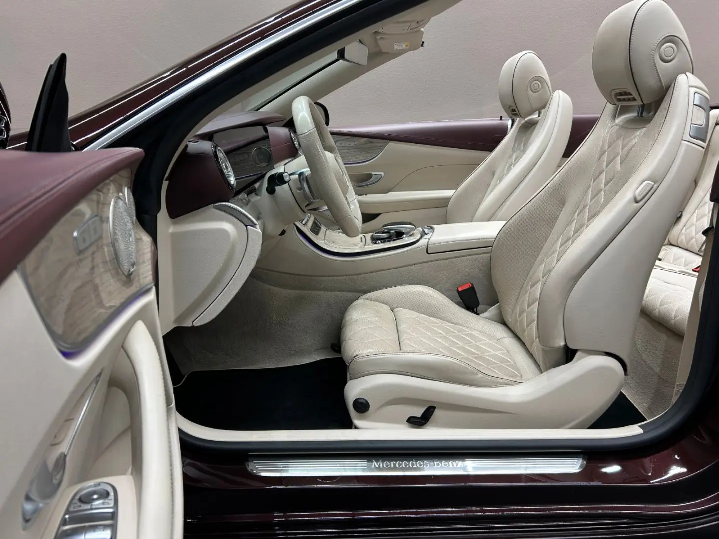 E400 d Cabrio 4M DESIGNO PAKET BURM AHK 20 AMG