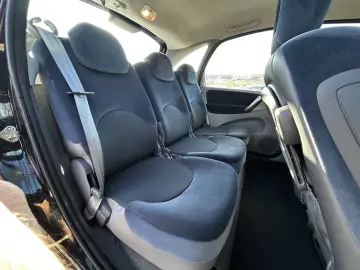 Citroën Xsara Picasso - Spațiu  Confort și Fiabilitate