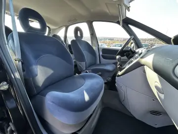Citroën Xsara Picasso - Spațiu  Confort și Fiabilitate