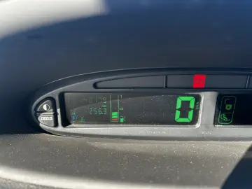 Citroën Xsara Picasso - Spațiu  Confort și Fiabilitate