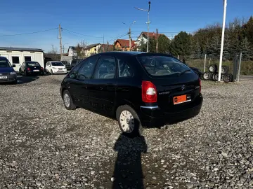 Citroën Xsara Picasso - Spațiu  Confort și Fiabilitate