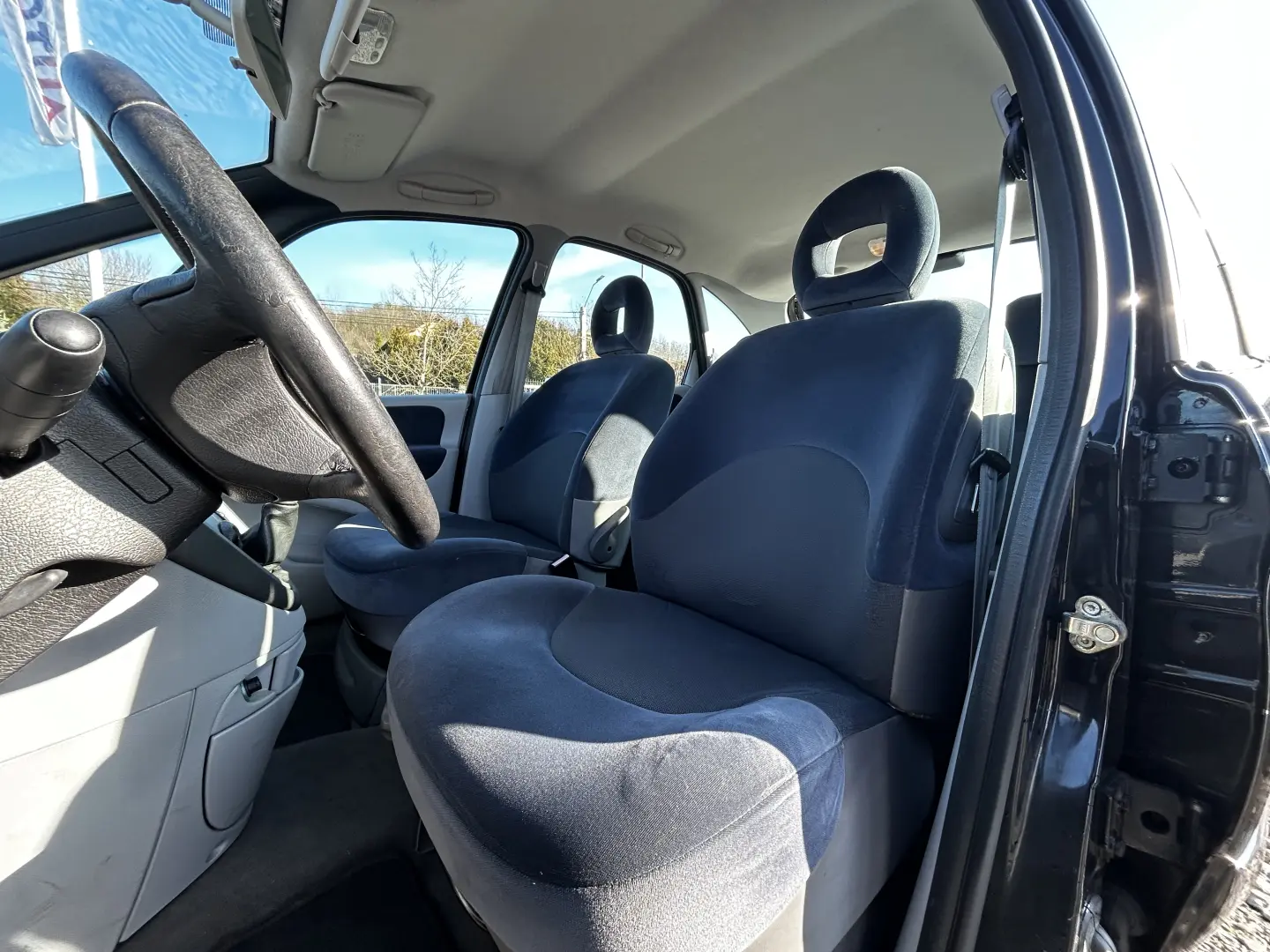 Citroën Xsara Picasso - Spațiu  Confort și Fiabilitate