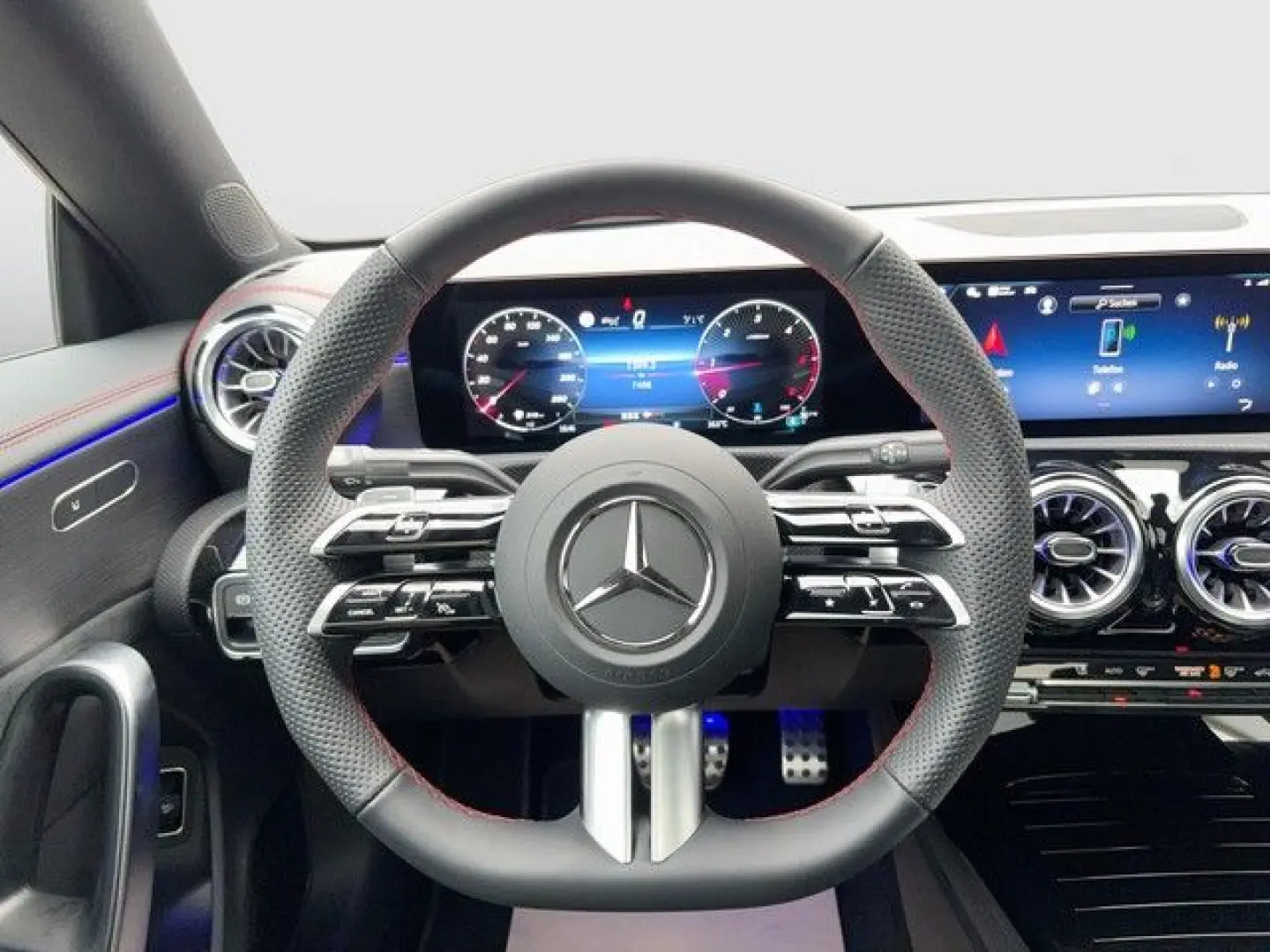 CLA 200 d AMG Line Edition Pano 360 Night-Paket