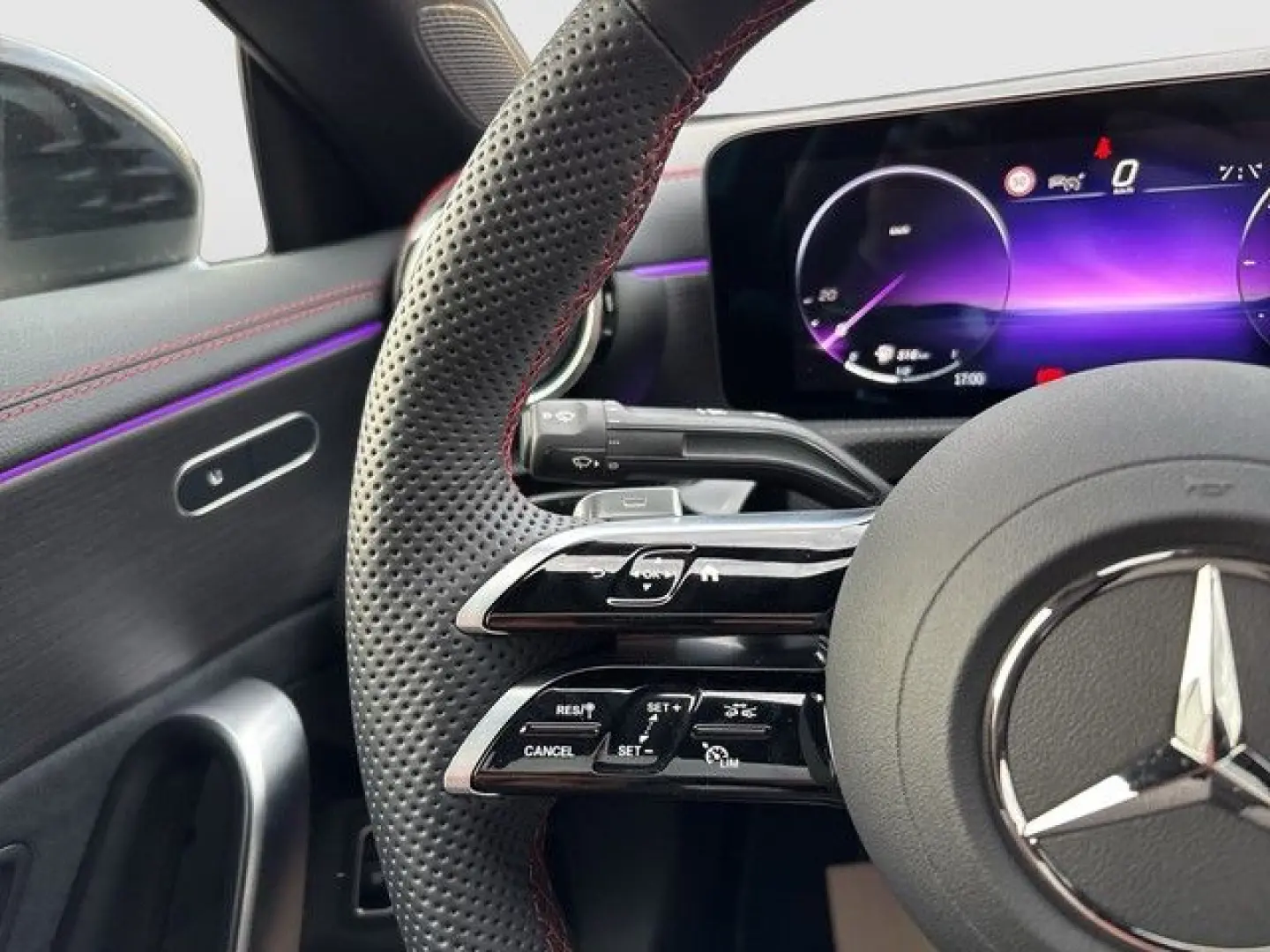 CLA 200 d AMG Line Edition Pano 360 Night-Paket