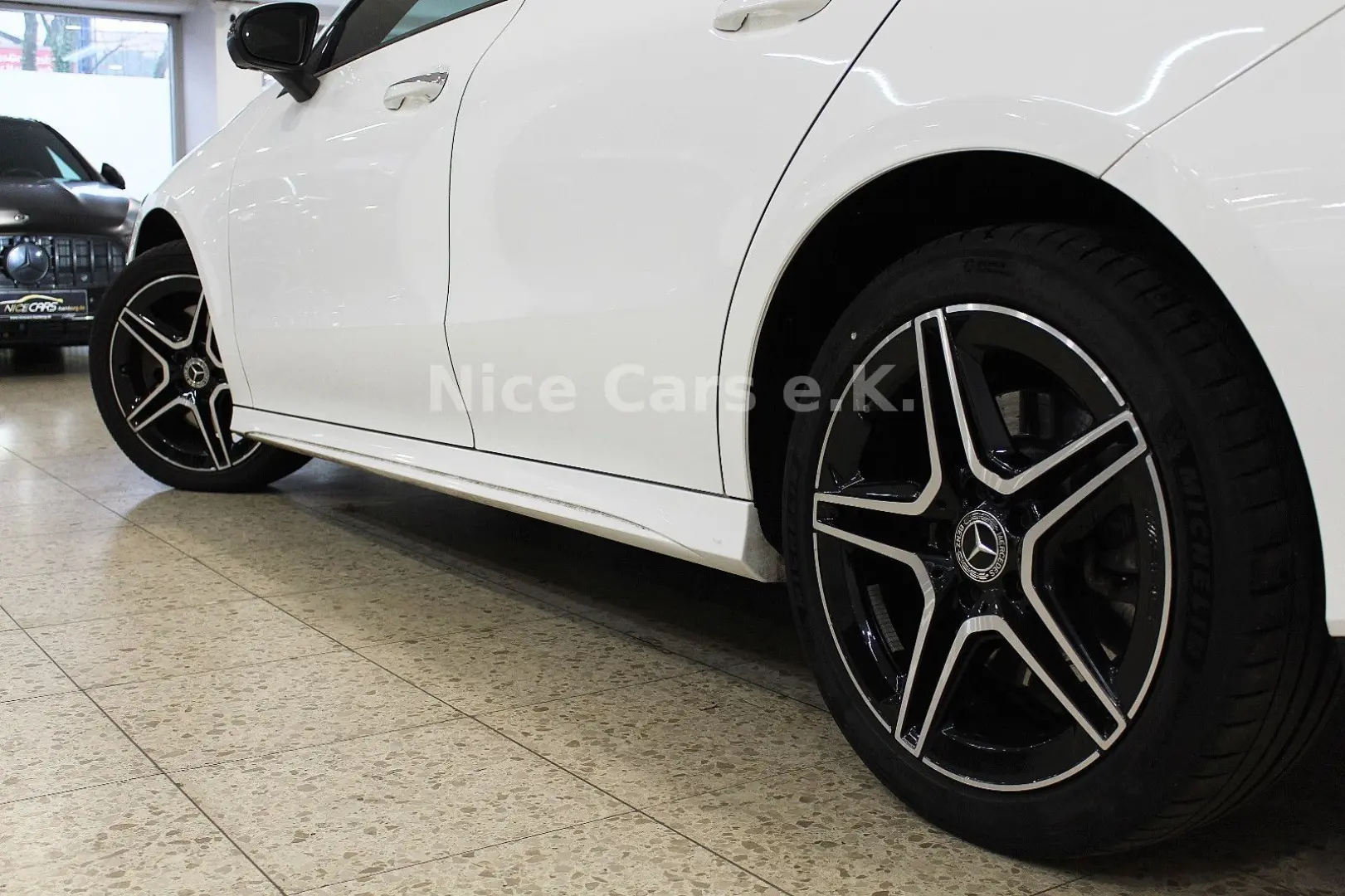 CLA 250 e AMG Line  Panorama Memory Night-Paket