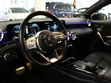 CLA 250 e AMG Line  Panorama Memory Night-Paket