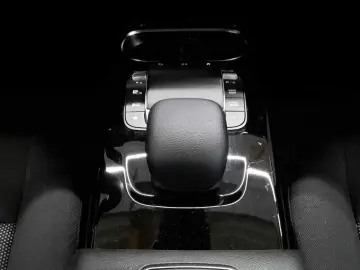 CLA 220 d 8G- BusiP LED MBUX SHZ NAVI