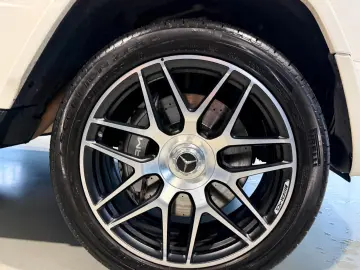 G63 AMG Stronger than time Edition Leder-Grau