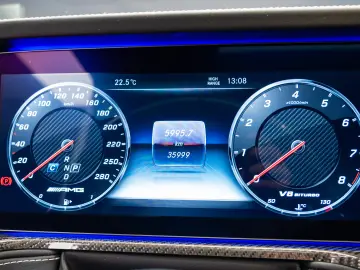 Mercedes-Benz G63 AMG