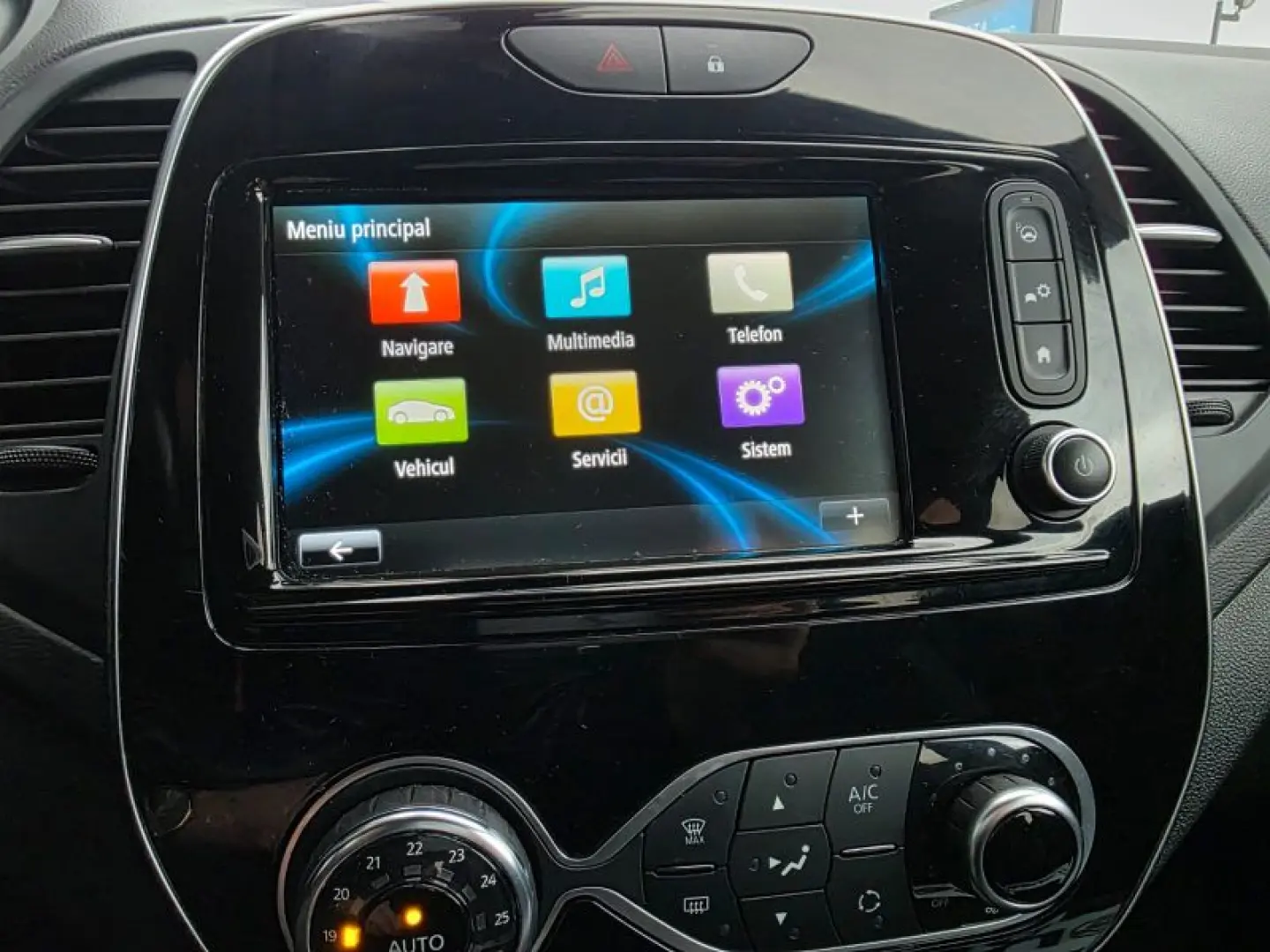 RENAULT CAPTUR TCe 90 Intens