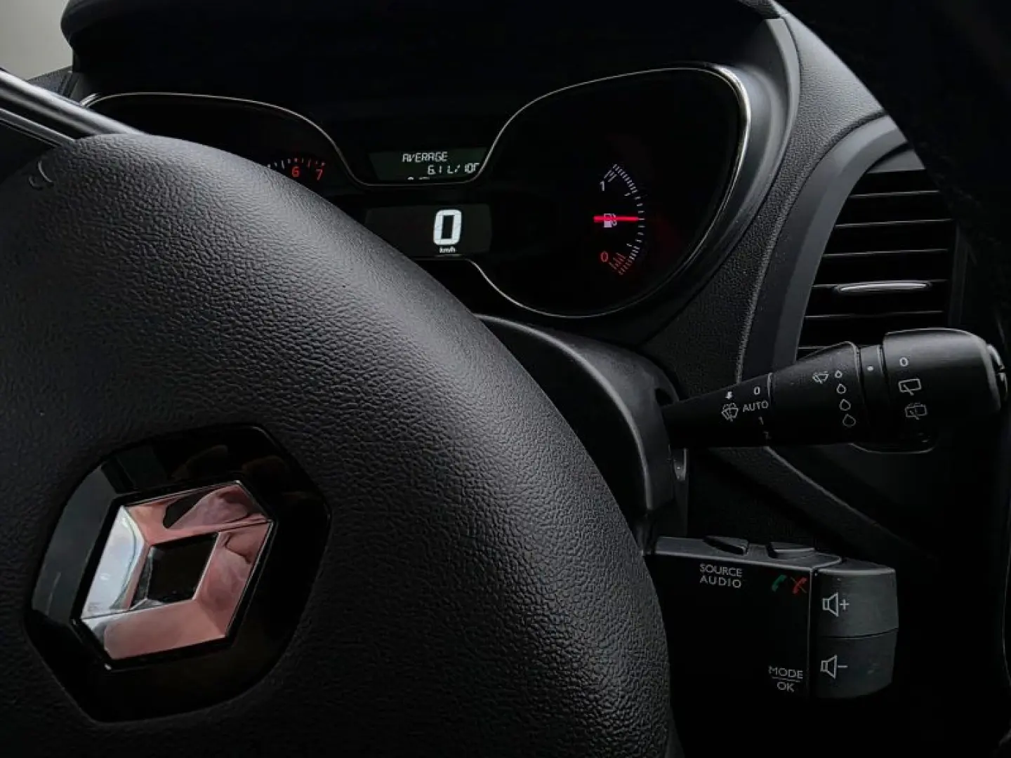 RENAULT CAPTUR TCe 90 Intens