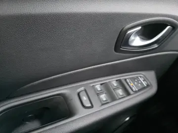 RENAULT CAPTUR TCe 90 Intens