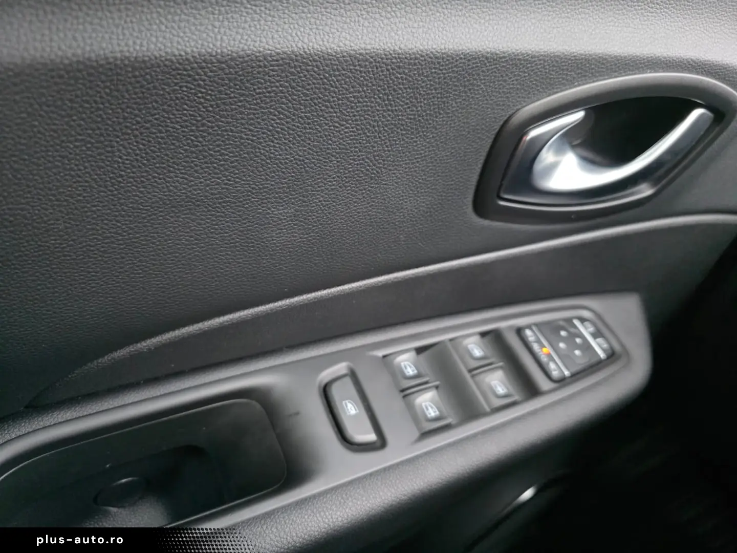 RENAULT CAPTUR TCe 90 Intens