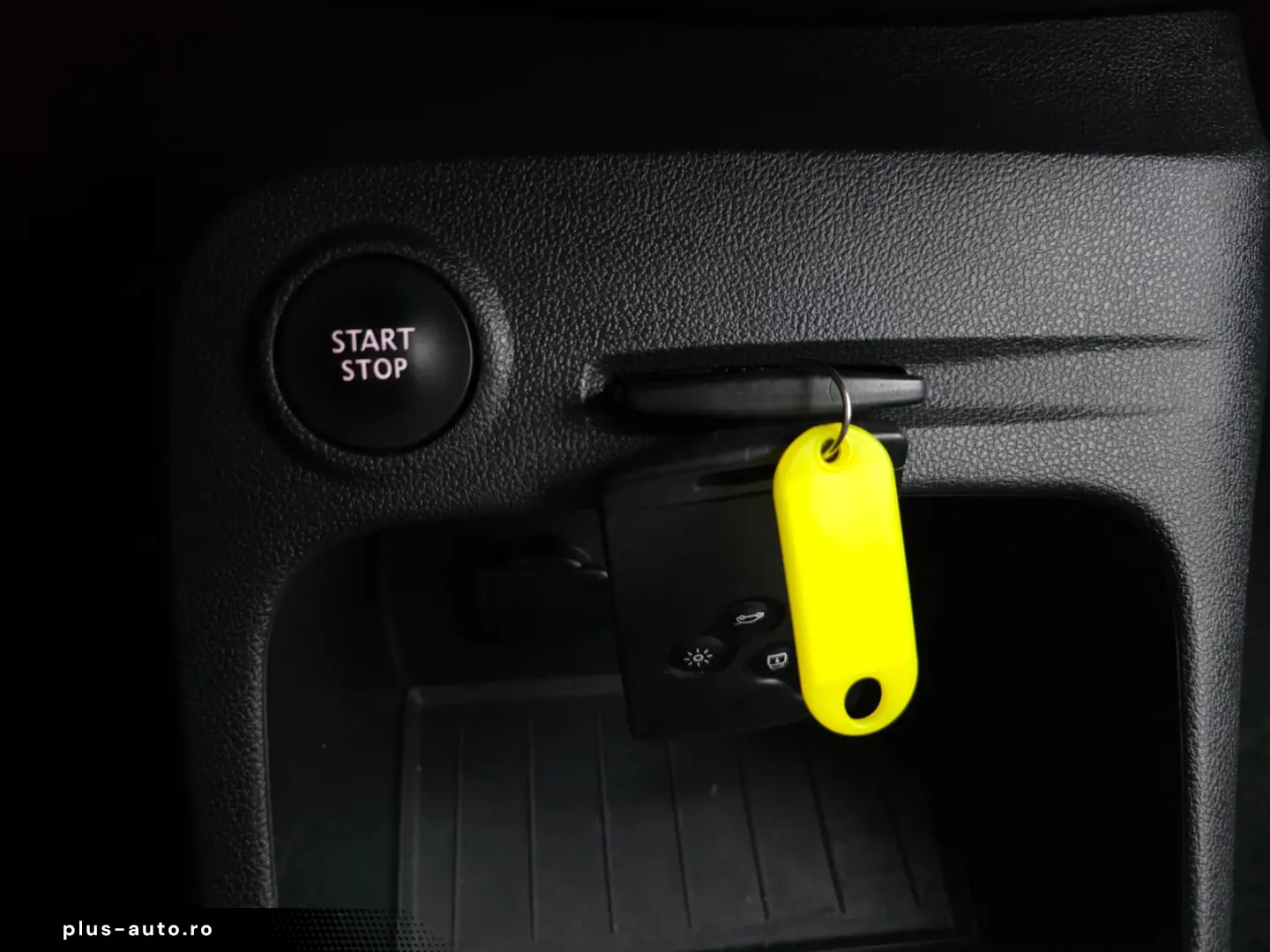 RENAULT CAPTUR TCe 90 Intens