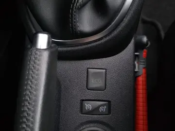 RENAULT CAPTUR TCe 90 Intens