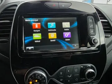 RENAULT CAPTUR TCe 90 Intens