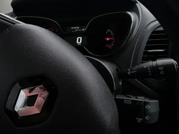 RENAULT CAPTUR TCe 90 Intens