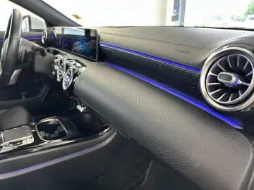 CLA 200 Progressive Kamera SHZ Navi LED Ambiente