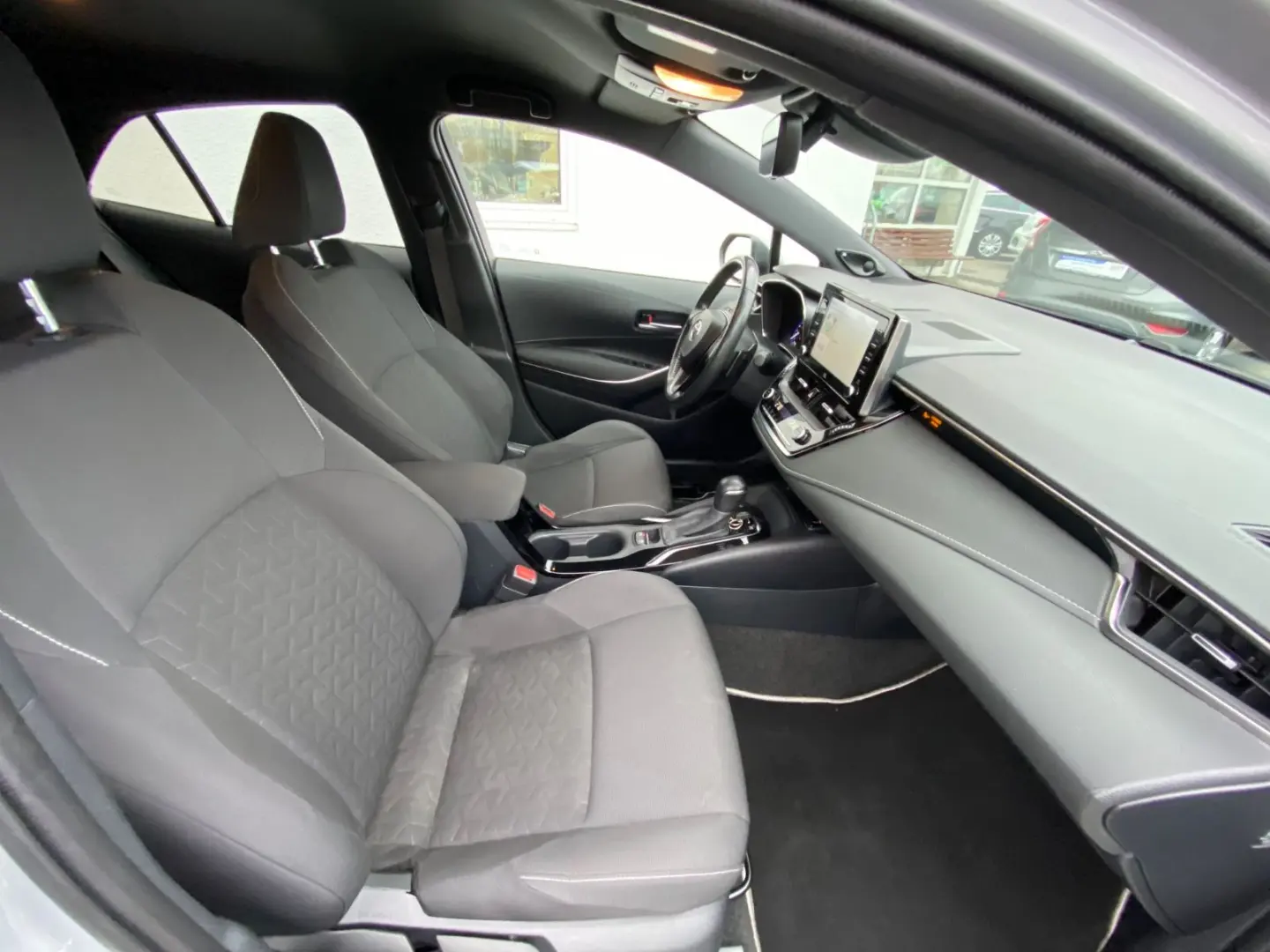 Corolla 2.0 Hybrid Club  NAVI  LED  KAMERA EURO6