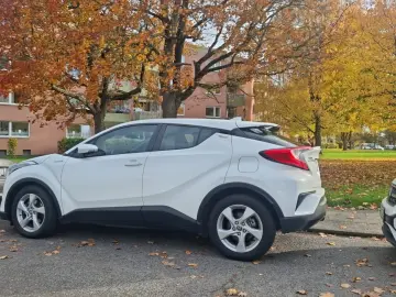 C-HR Hybrid Flow SHZ BT Kamera