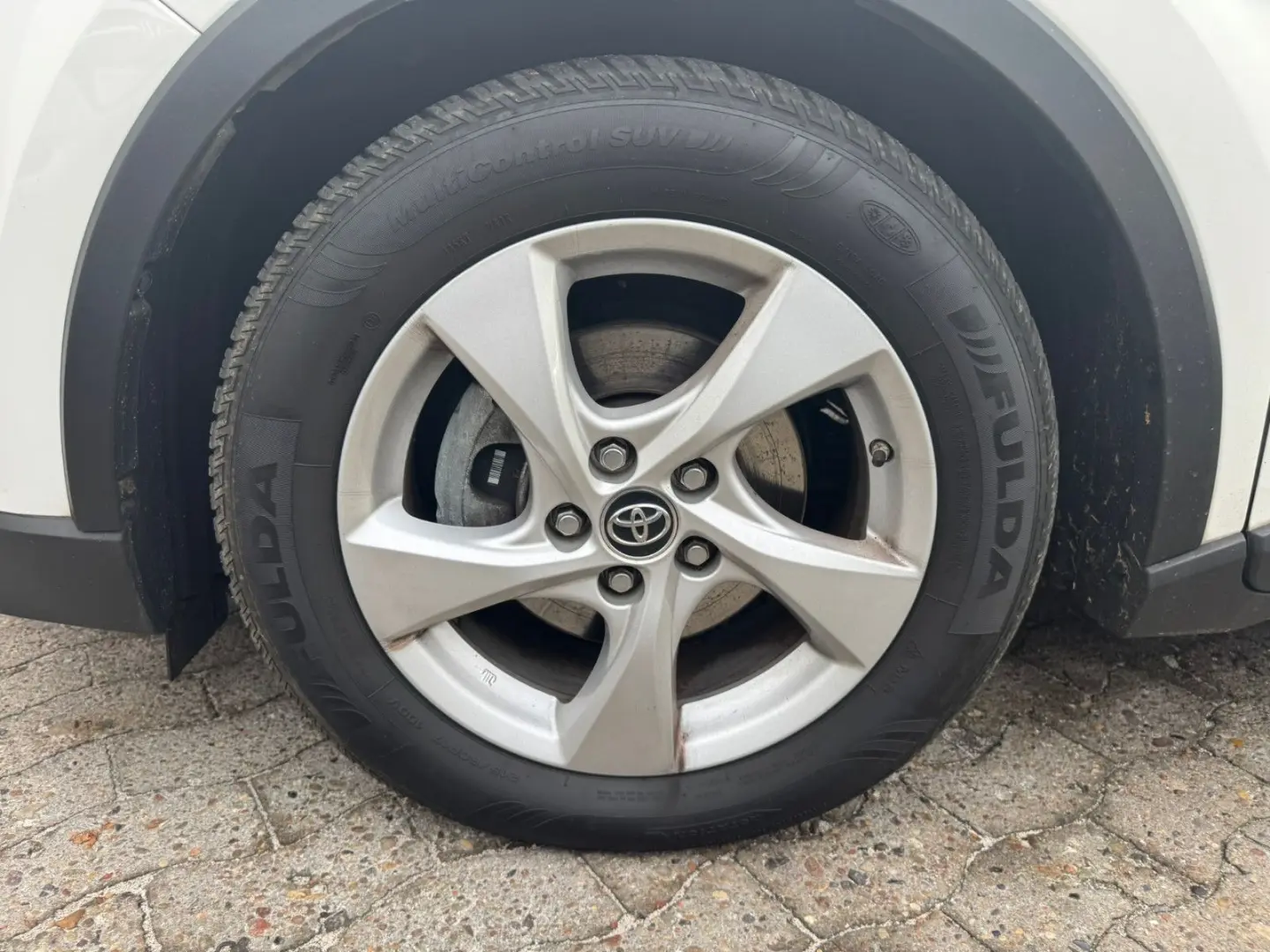 C-HR Hybrid Flow SHZ BT Kamera