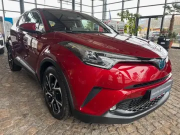 C-HR Hybrid Club