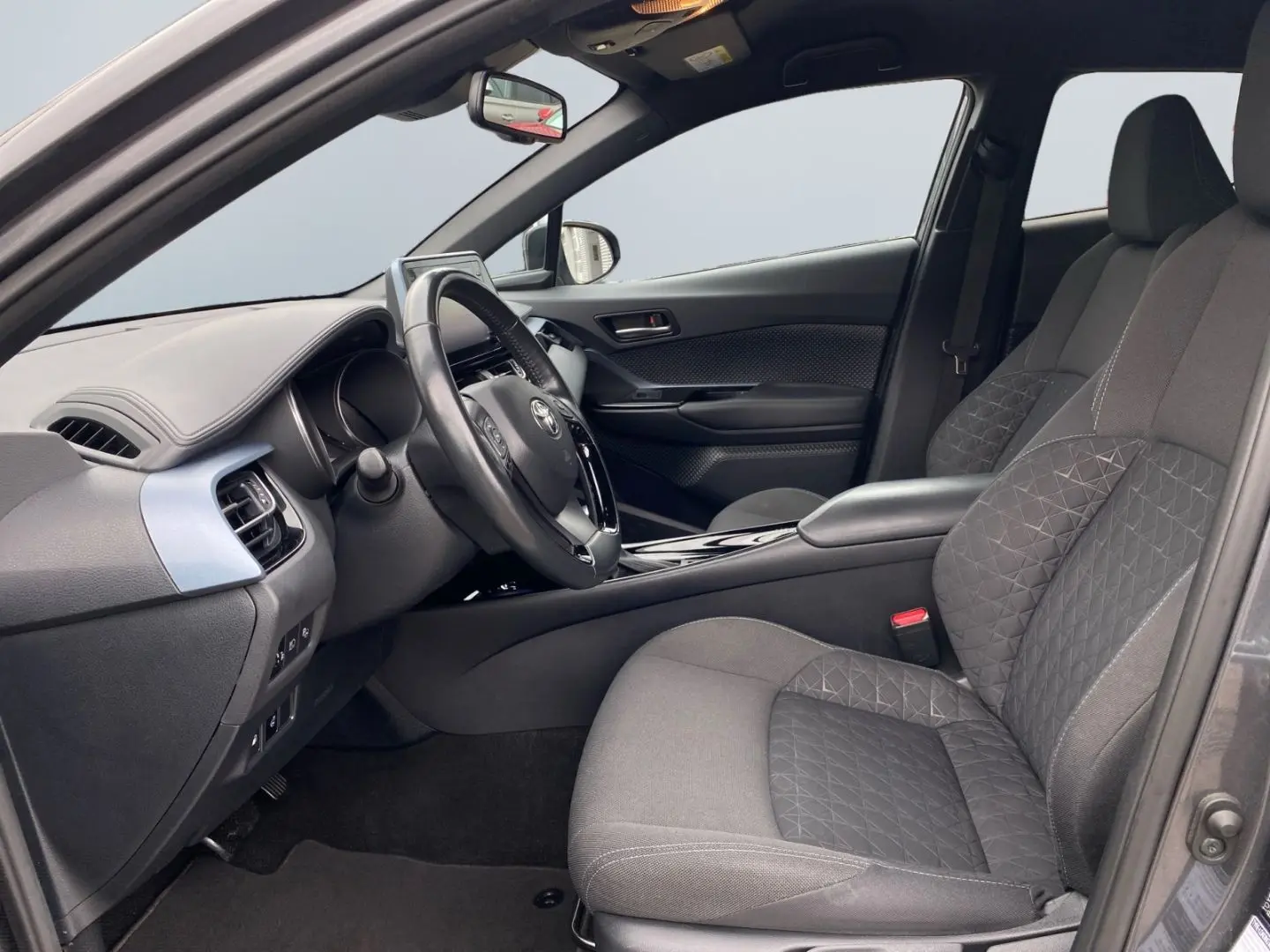 C-HR 1.8 Hybrid Team D  LED ACC Kamera Navi SHZ