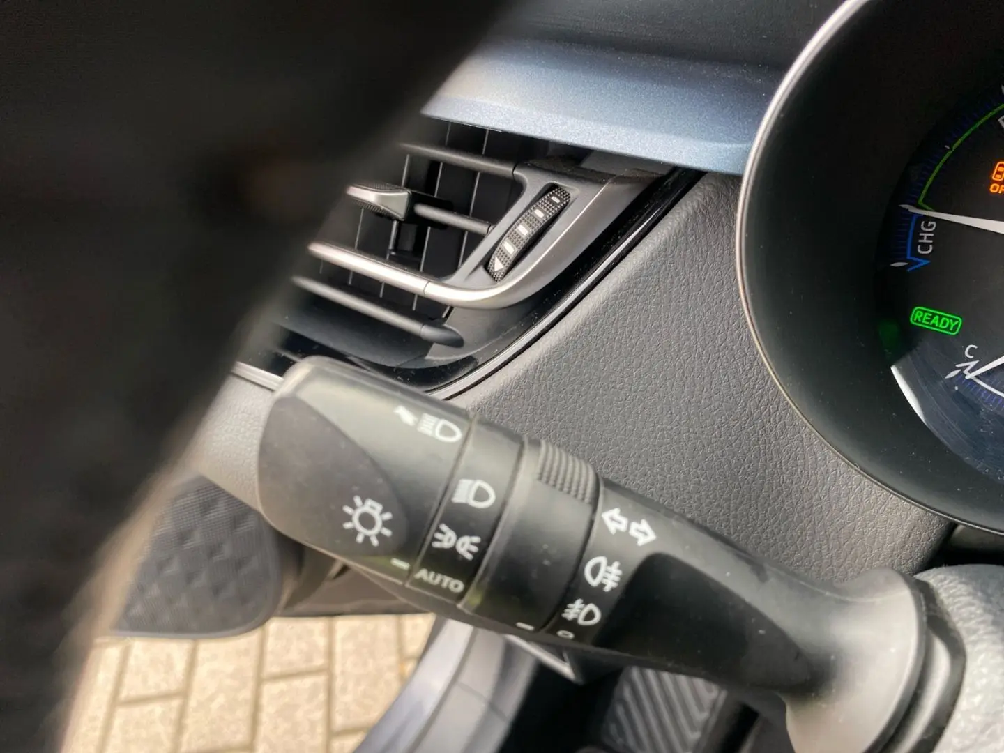 C-HR 1.8 Hybrid Team D  LED ACC Kamera Navi SHZ