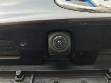 C-HR 1.8 Hybrid Team D  LED ACC Kamera Navi SHZ