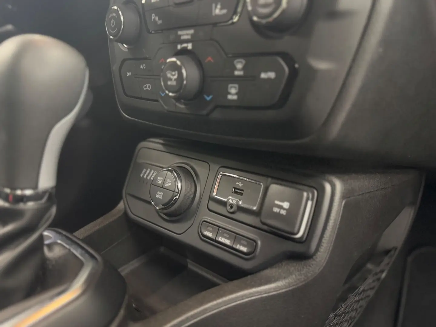 Renegade Limited Plug-In-Hybrid 4xe